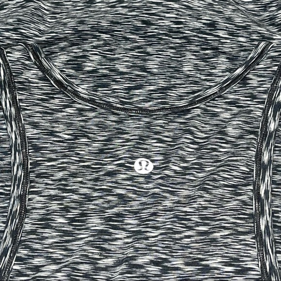 Lululemon Goal Up Tank sz.6 - Picture 4 of 8